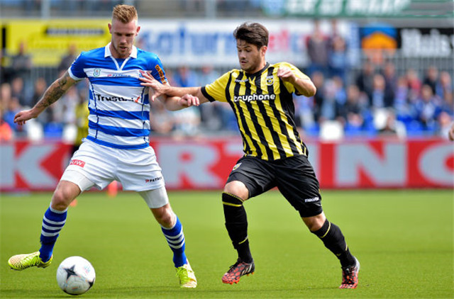 在半决赛阶 在半决赛阶